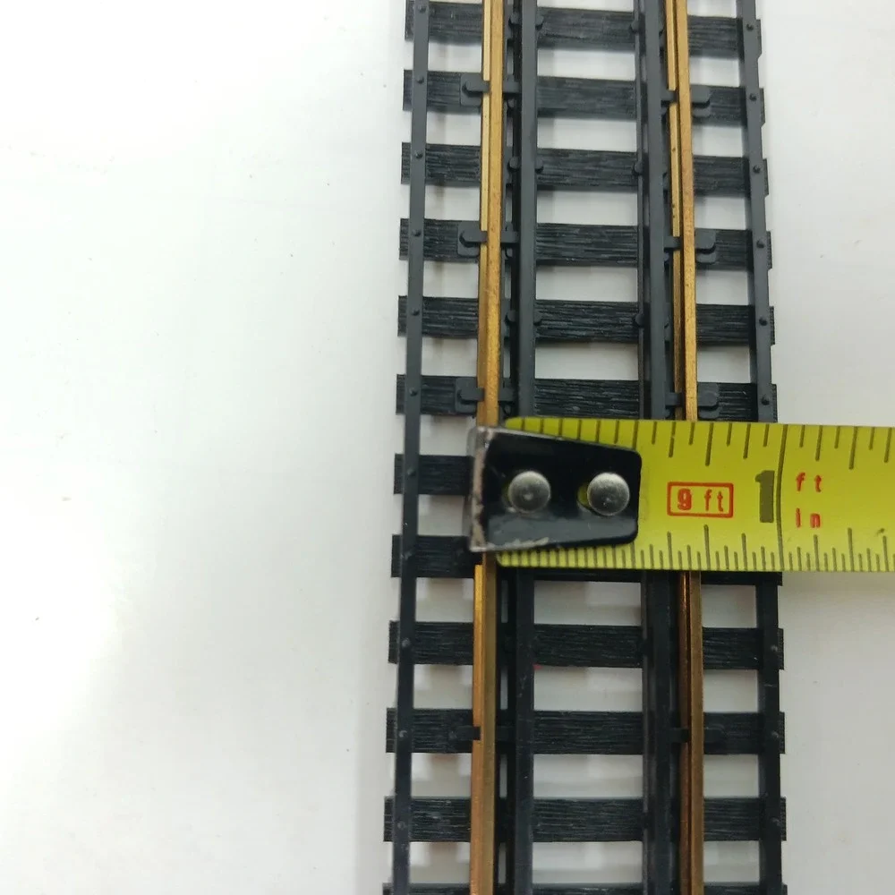 Vintage HO Scale Brass Rail Straight Train Track 9 Inch Set of 2